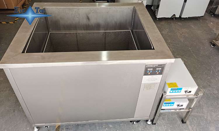 選擇適合車床加工的超聲波清洗機:關(guān)鍵要素與應用指南 選擇適合車床加工的超聲波清洗機:關(guān)鍵要素與應用指南